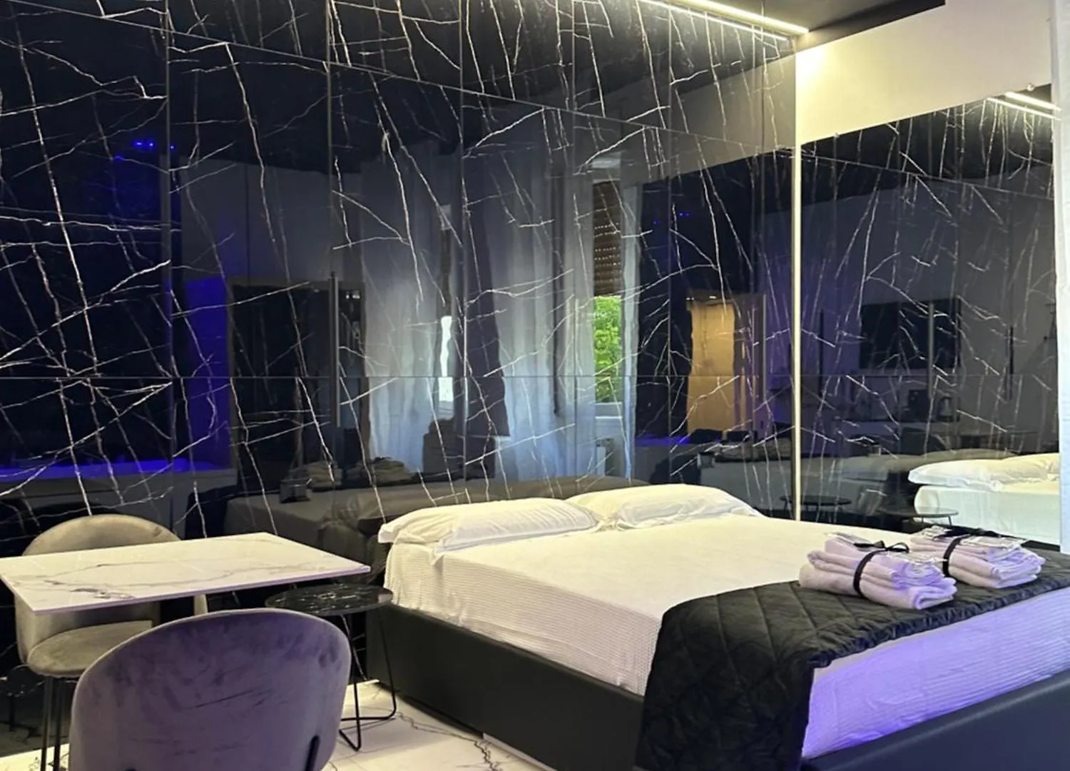 Milan Hub Private Spa 0*,